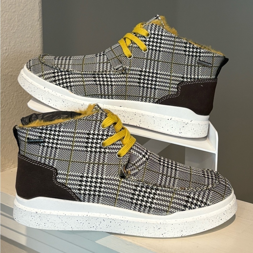 NEW Romika Shoes Waterproof Plaid Fur Lined Sneakers Zip Boots Womens Sz 7 EU 37